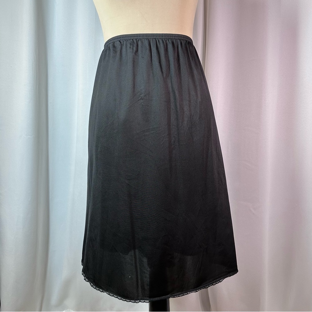 Vintage Vassarette Slip Skirt Sz 2XL Black Lace Hem Silky Midi Lingerie‎ EUC